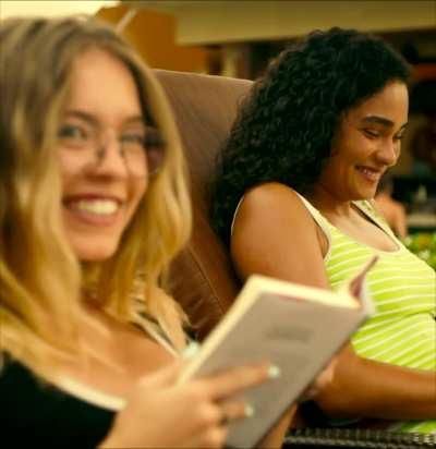 Alexandra daddario's attitude clearly shows who is the sexy girl here