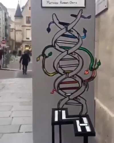 The art you see changes depending on which angle you're looking at it from