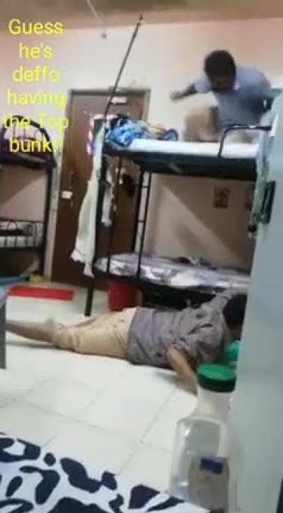 Don't try take the top bunk from this guy