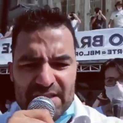 Todo castigo para o MBL é pouco, bando de canalhas!