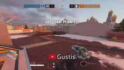 How to get on top of the Skylight on Kafe-Dostoyevsky!