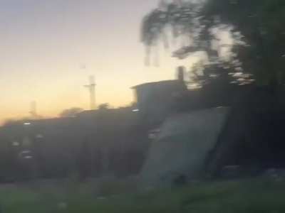 Desalojo en Quilmes tras intento de toma: agresiones a la policía y rápida intervención de Infantería y el Grupo de Apoyo Departamental.