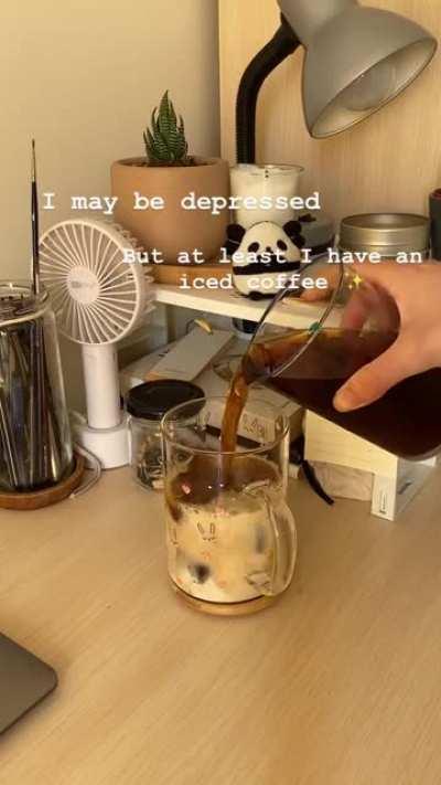 gay☕🥺irl