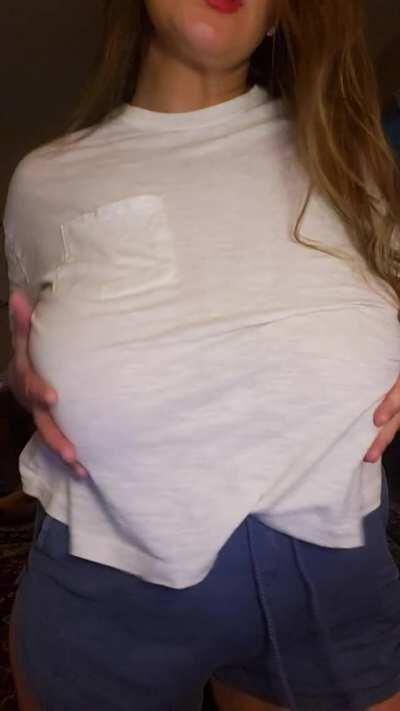 My massive titties were hiding under my baggy t-shirt ;)