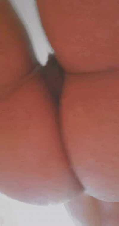 Lick me from behind ..& I'll do a lil booty shake on your face ;)