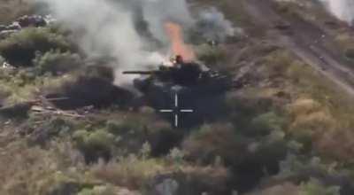 Destruction of a Russian tank in the Zaporozhzhia area