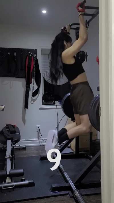 Can you guess how many pull-ups I can do?