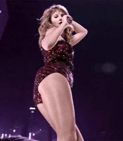 Taylor's delicious ass 🤤