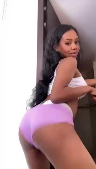 Would u let me ride you like this ?