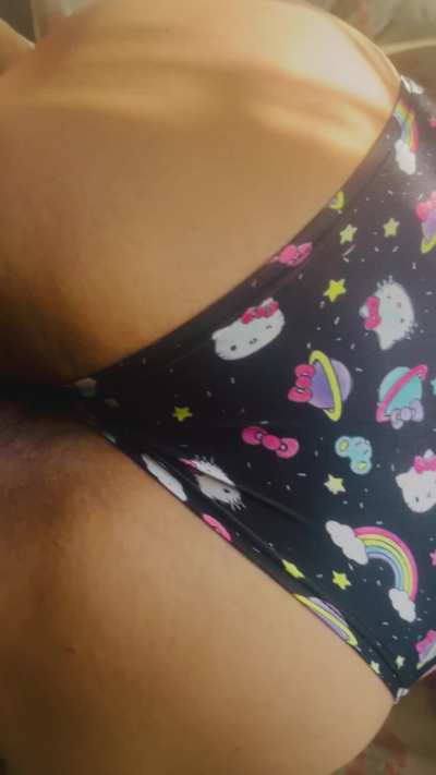 Hubby’s 5 houses down the street, while I get dicked down on the sheets