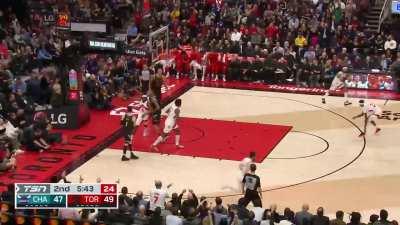 [Highlight] Boucher Bats the Ball Out To Precious Achiuwa Who Almost Loses It While Driving, Somehow Turns It Into a Monster Slam