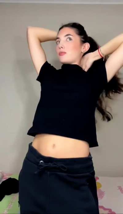 Tiktok - Hair tying @mayladreche