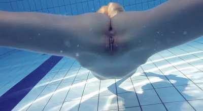 Underwater Pussy