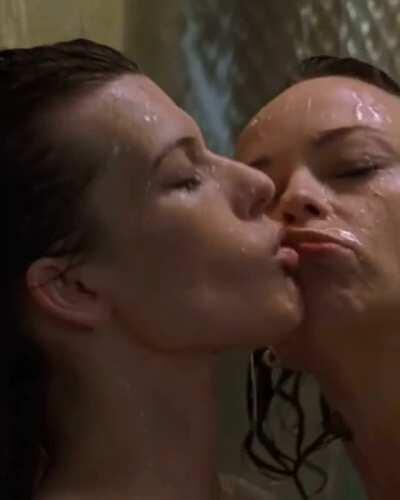 Milla Jovovich & Aisha Tyler