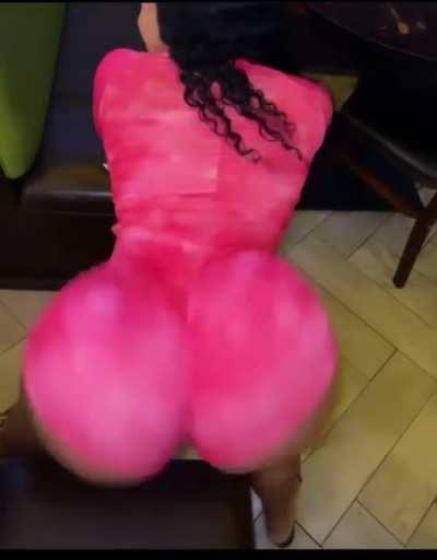 We need more content of her