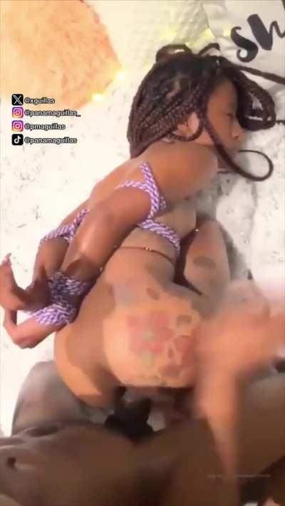 Ella aguanta todo🔥