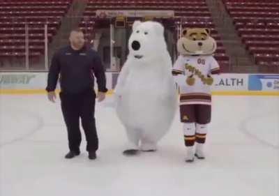 WCGW trying to film an ad on an ice rink?