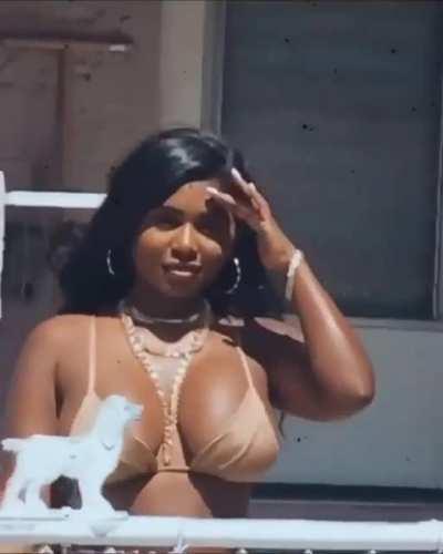 Vanessa Posso (@itsrgnessa)