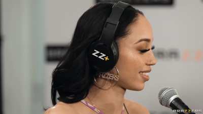 Alexis Tae and Alexis Fawx 🍑💦