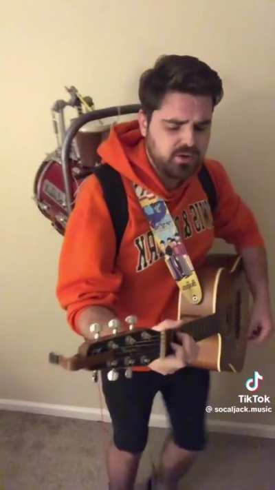 i’ve been lurking round in ma bunny suit 😇😇