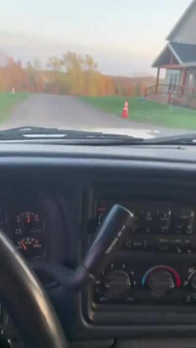 Heavy metal dinliyorum 🤘