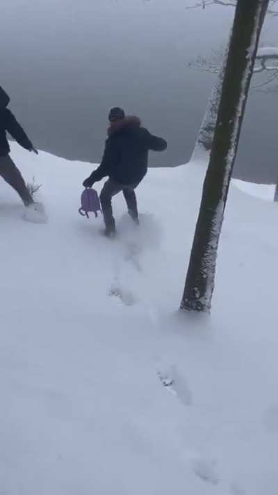 There must be a better place to have fun with your children.