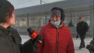 Российский глубинный народ к импортозамещению западной электроники, в случае введения новых санкций из-за агрессии против Украины, готов!Танки есть, гаечки с болтиками тоже. Вот у вас, загнивающих, кухонный комбайн «Белка» есть? Робот Федор Айфоны научитс