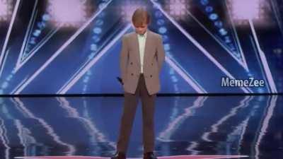 Canta bem pra caralho