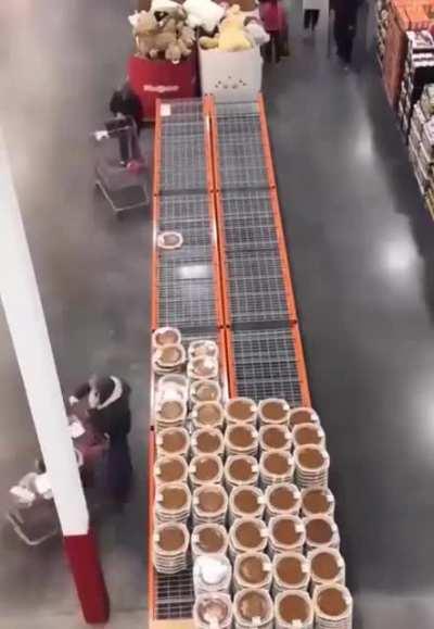 Time-lapse of the pumpkin pie aisle at Costco during the lead-up to Halloween