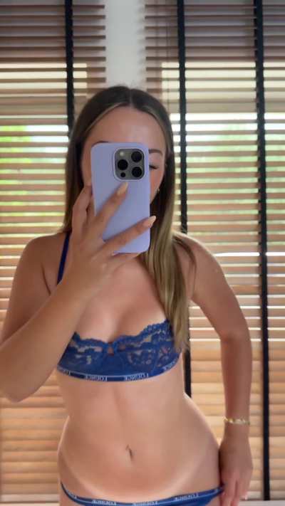 I'll show you my tanline