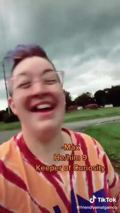 🤪 silly 9 year old alter 😝