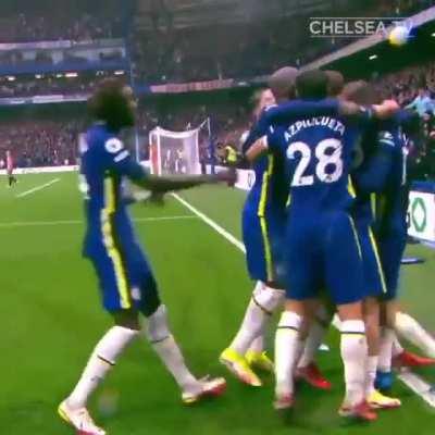 I just can't get enough. Morning, Blues! [@ChelseaFC on Twitter]