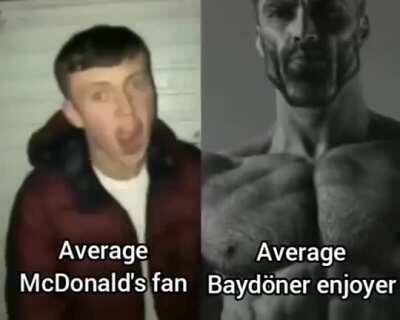 AVM'lerin yemek katında iki tip insan vardır