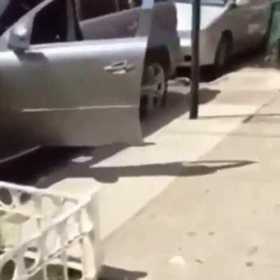 This how rage finna pull up to the YRG meet up