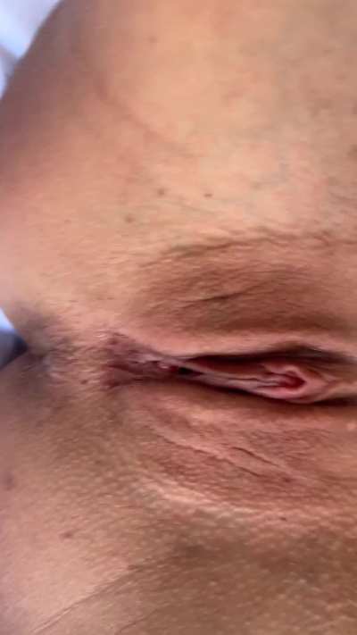 I need opinions on pale tits pls