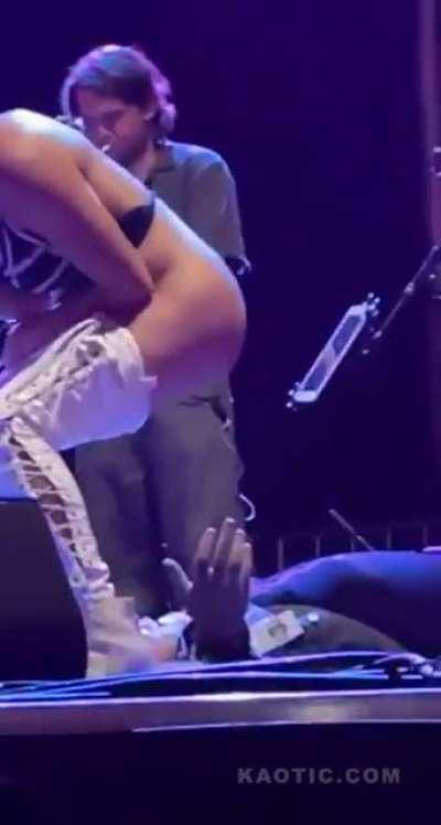 Lead singer Sophia Urista of ‘Brass Against’ pisses on fan during live concert