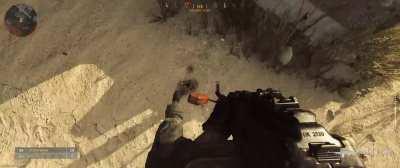 Warning : loud sound. Firing with a machine gun with a quick movement makes a sound distorsion, very quiet at the beginning, getting louder and louder. Doesn't happen with other class of weapons. Does it happen to anyone else?