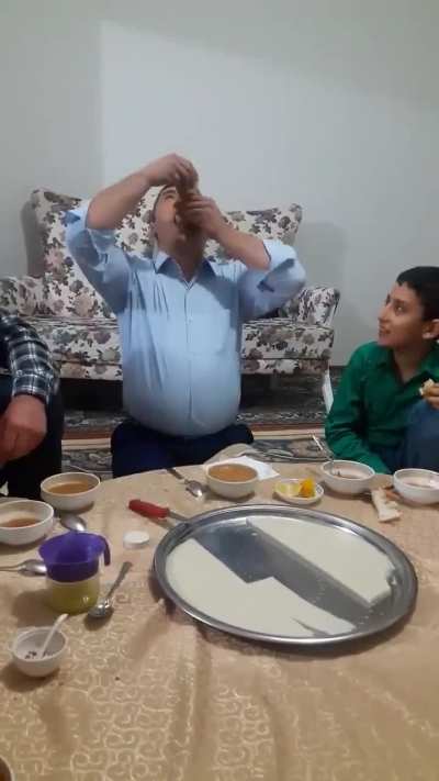 şu ortamda büyüyen bir kiși kendini geliştirmek için bir şeyler yapar mı