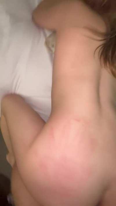 Slutty bitch calls me daddy while I give her backshots with hair pulling 🤪