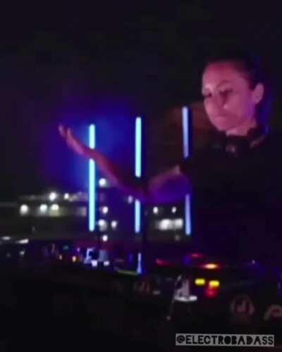 Странные танцы