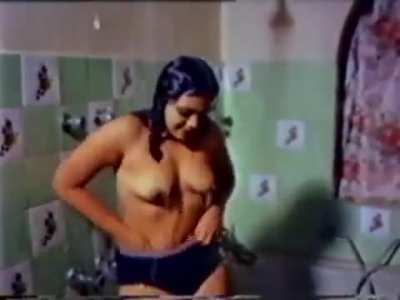 B grade shower scene LQ