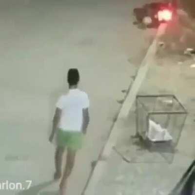 Frio e filho da putista