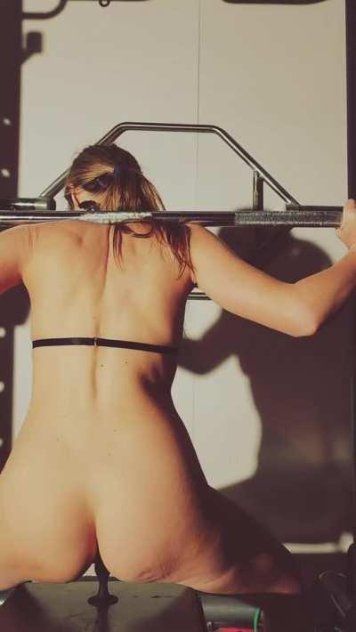 It all starts with a good squat technique