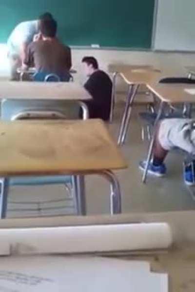 Kids sprains his ankle durning presentation