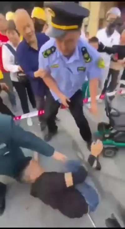 Average renmin motivation to slackers in Bugatti.