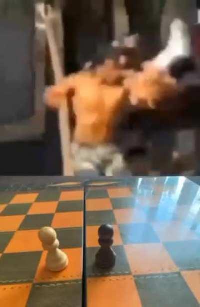 Karşındadır ama yeteneğin onla aynıdır