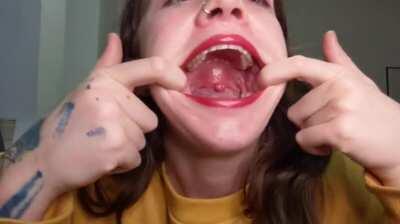 Ok, weird tongue trick, but I can swallow my long tongue... Have you ever seen something like it? Dunno if anyone would have such a fetish though xD