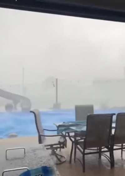 Oh, just a chair.... ohhhhh