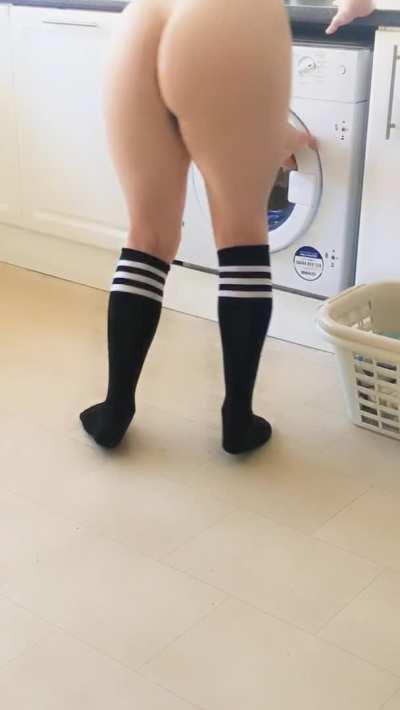 Those videos are SOOO unrealistic.. 🙄🙄🙄