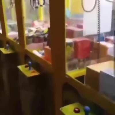 the rare claw machine put back